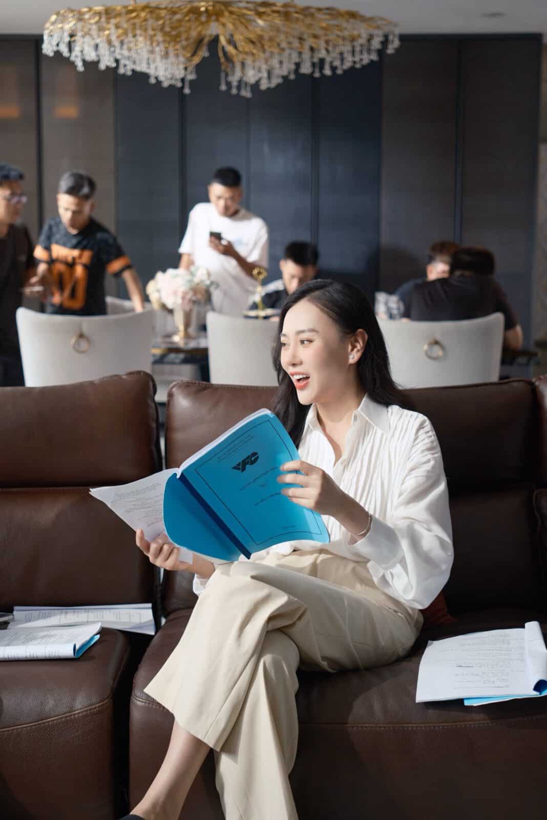 Phương Oanh chưa bao giờ hết hot!